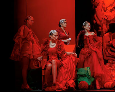 8 разгневанных женщин